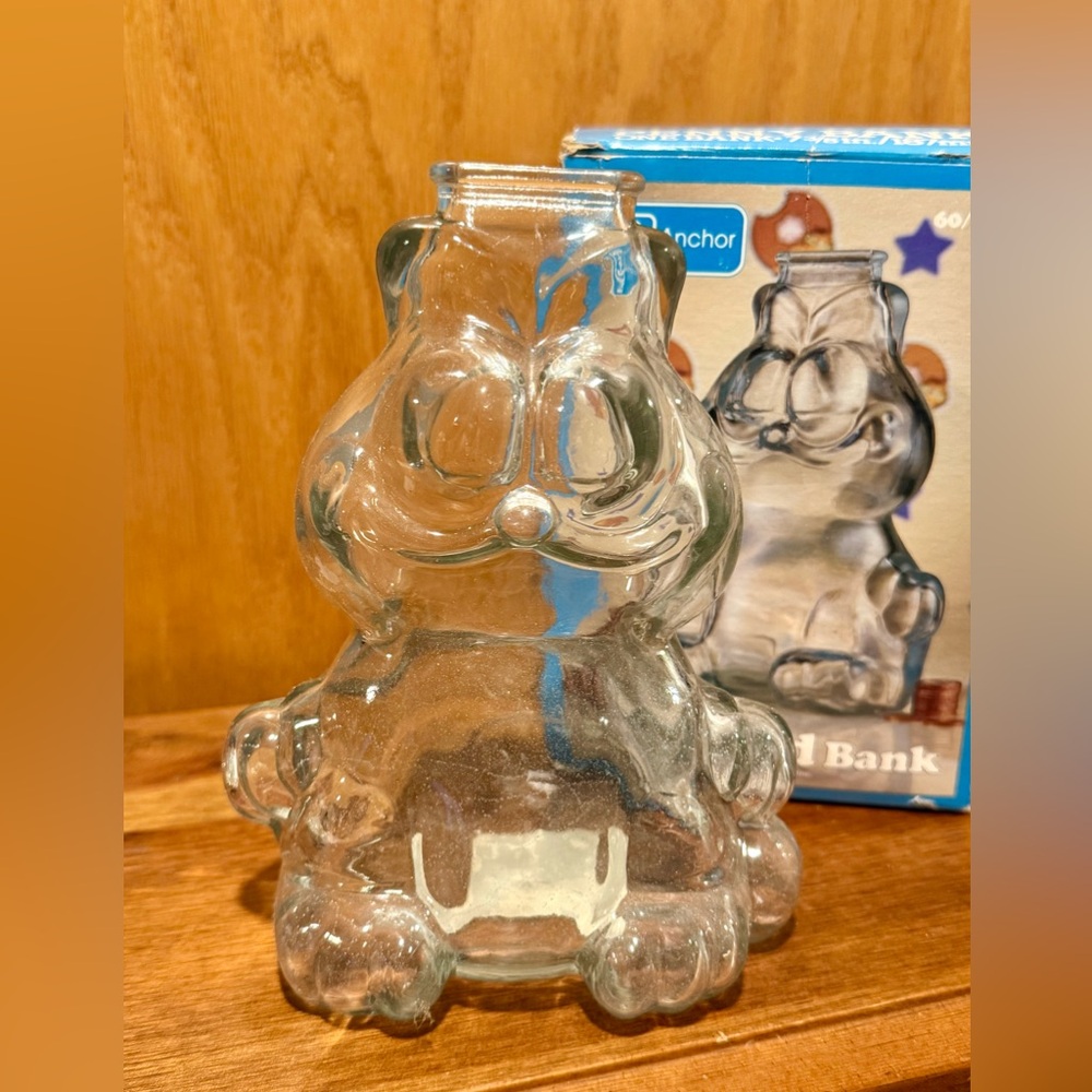 Vintage Anchor Hocking Garfield Cat Glass Coin Piggy Bank